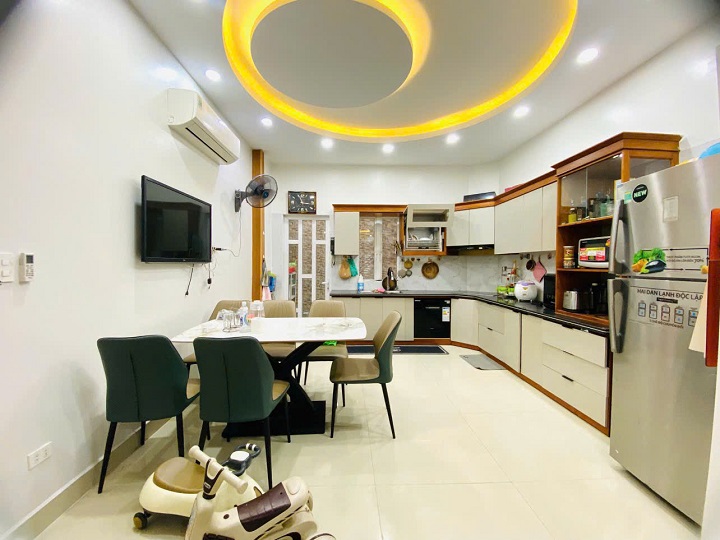 BÁN NHÀ VỊ TRÍ ĐẸP – NGÕ Ô TÔ TRÁNH – QUÁN NAM, KÊNH DƯƠNG, LÊ CHÂN, HẢI PHÒNG